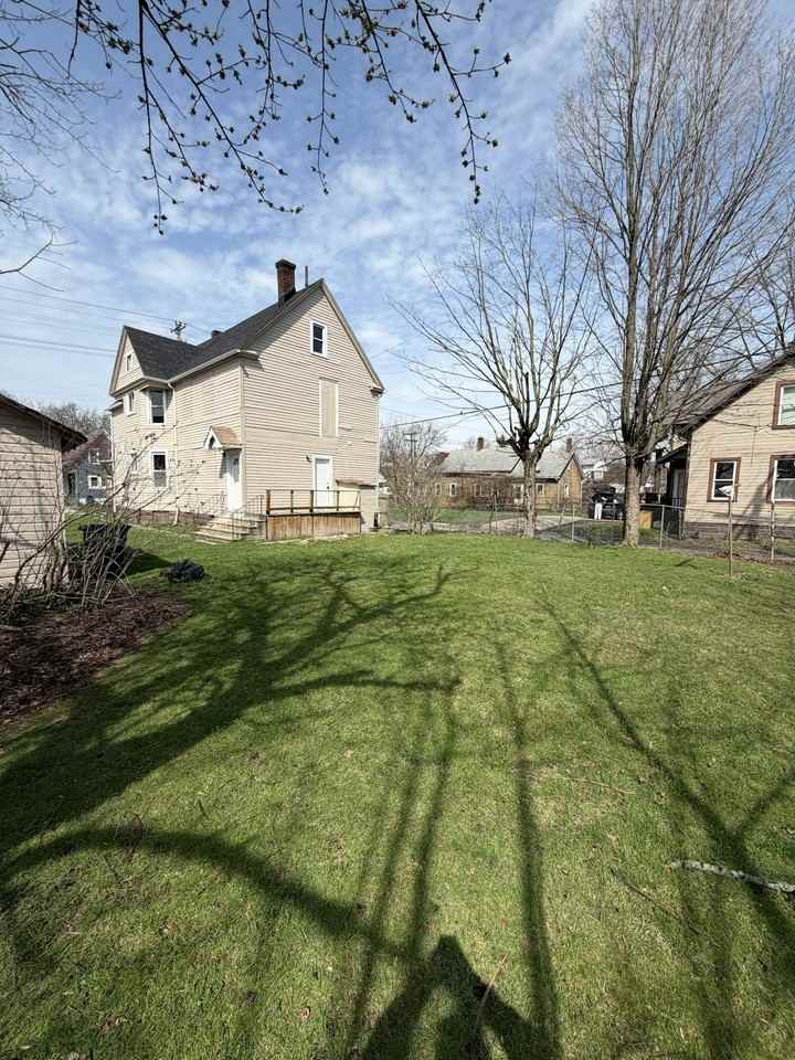 3295 West 44th Street, Unit Upper - Photo 3 of 15