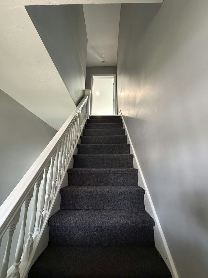 3295 West 44th Street, Unit Upper - Photo 4 of 15