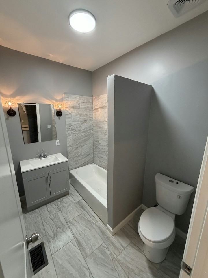 3295 West 44th Street, Unit Lower - Photo 5 of 14