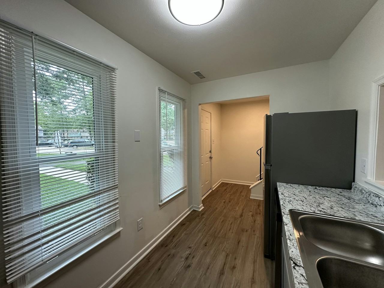 430 Hickorywood Circle - Photo 6 of 33