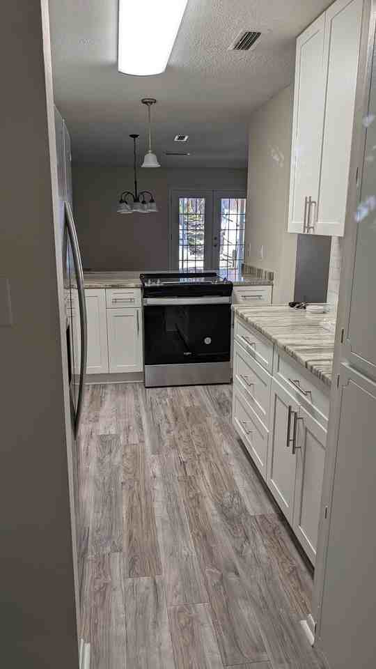 619 Sandalwood Drive - Photo 5 of 17