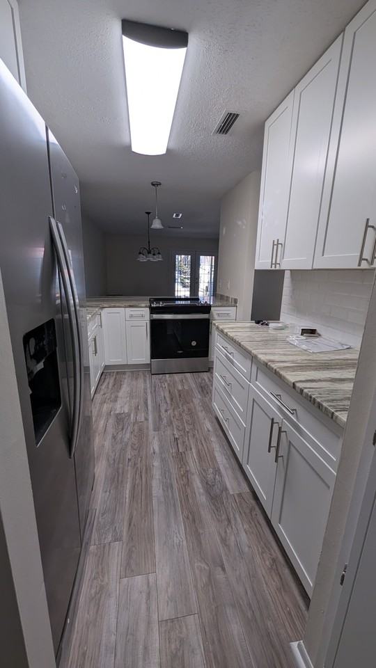 619 Sandalwood Drive - Photo 6 of 17