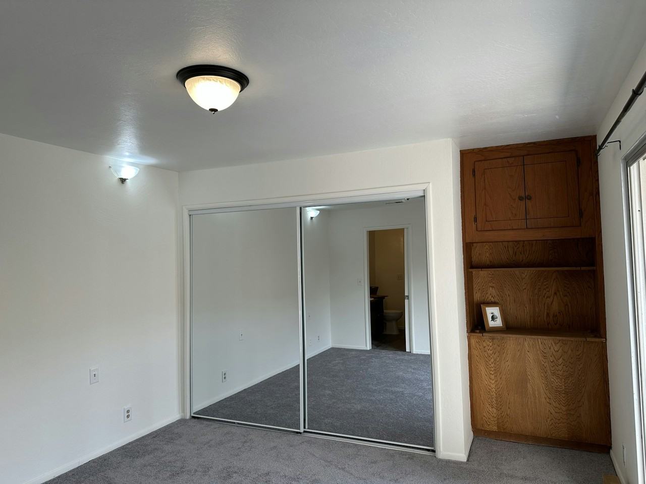 719 N M ST, Unit 1 - Photo 3 of 18