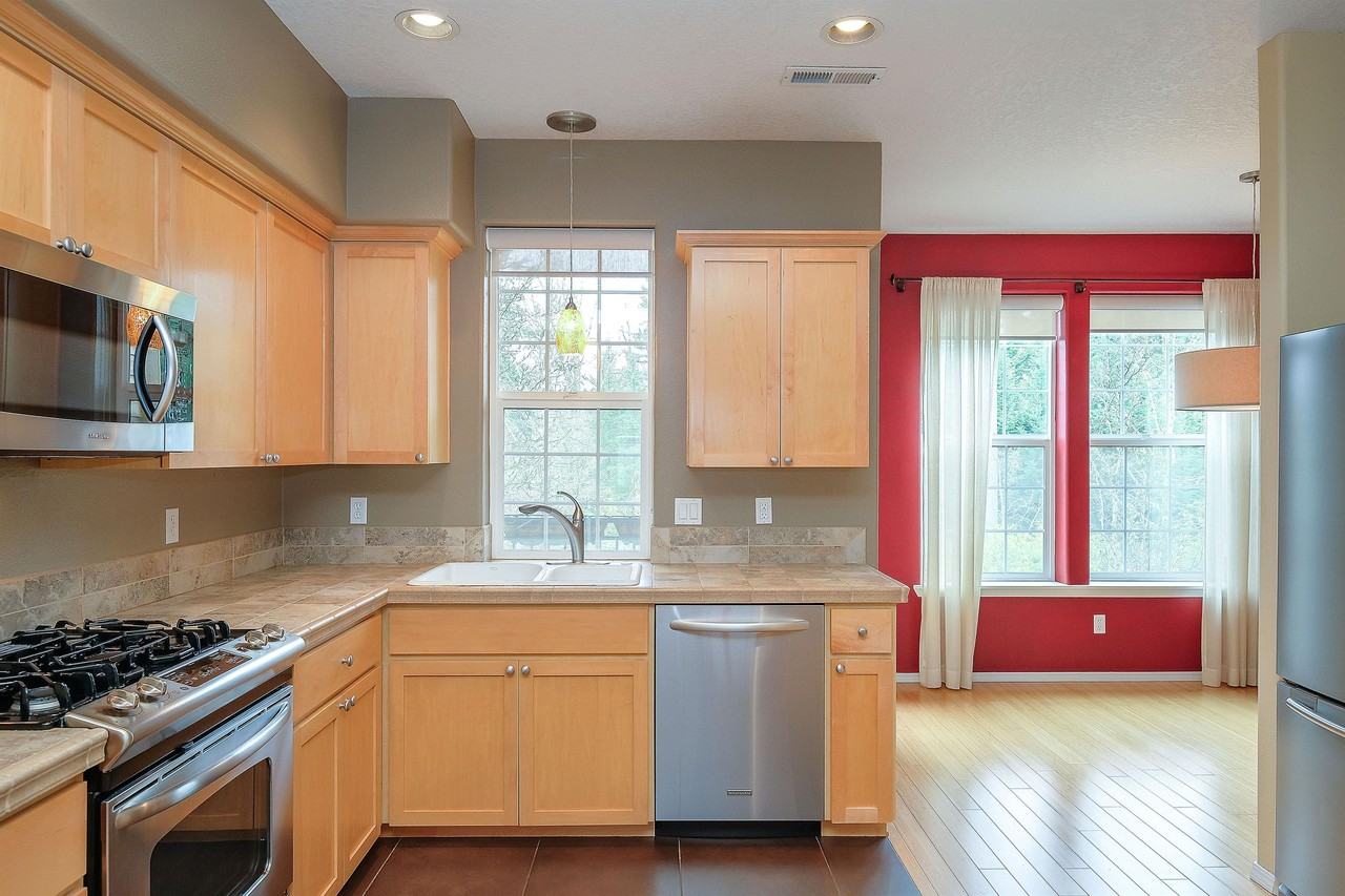 5717 Ne Orenco Gardens Dr #1 - Photo 7 of 36