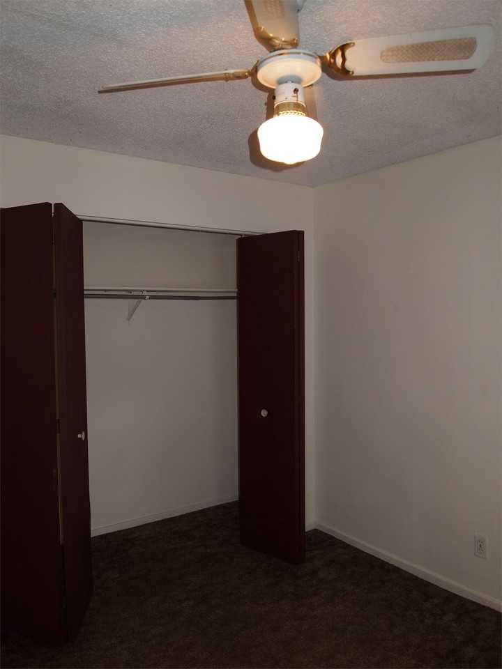 Fayette St E 36 - Photo 7 of 8