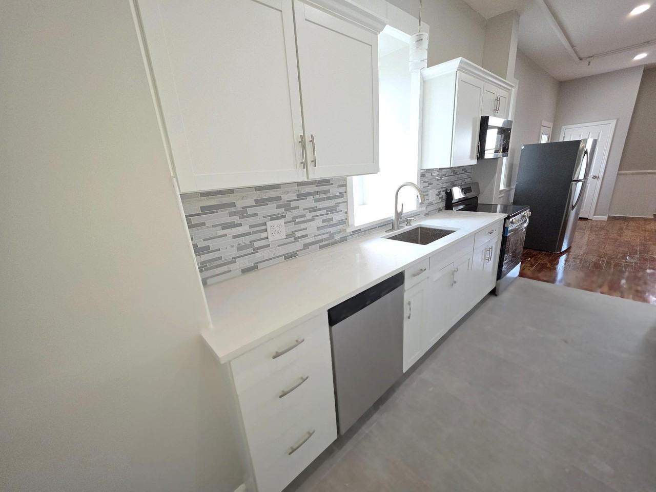 5 Beacon Street - Photo 4 of 14