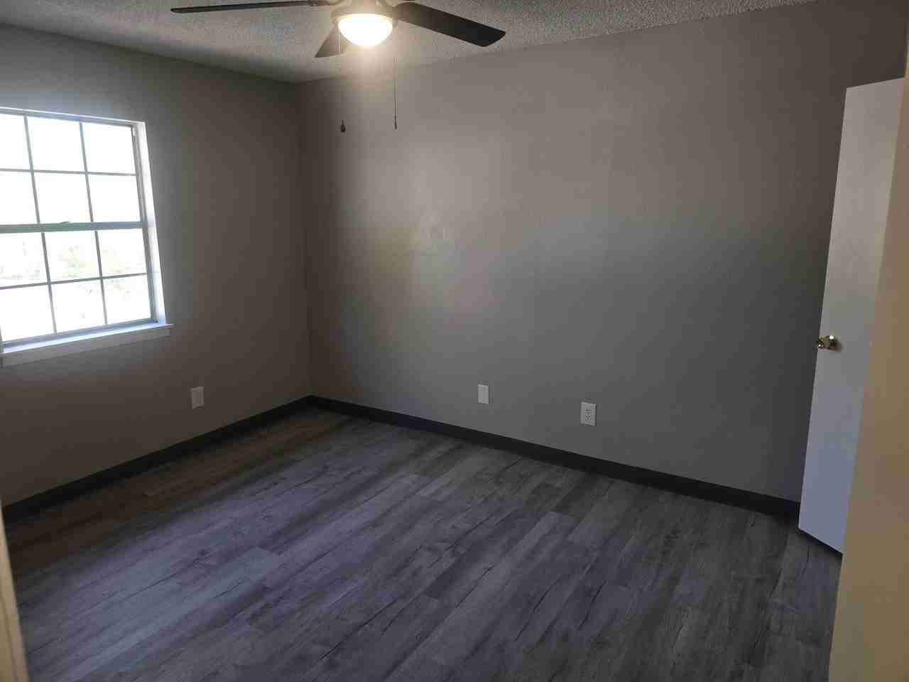 501 West 12th Avenue - Photo 5 of 7