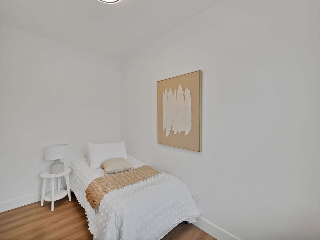 20 Hill Street - Photo 7 of 19
