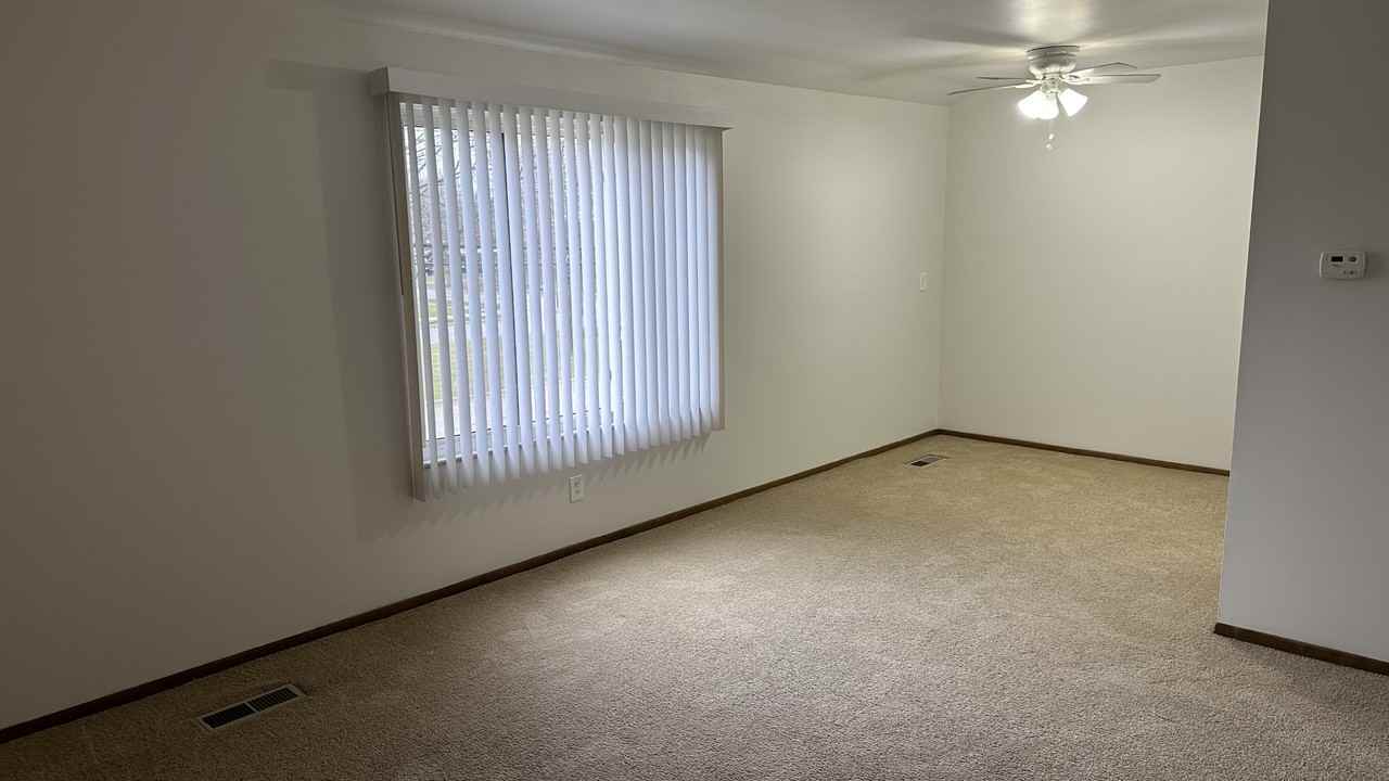 22100 East Eleven Mile Road - Photo 5 of 12