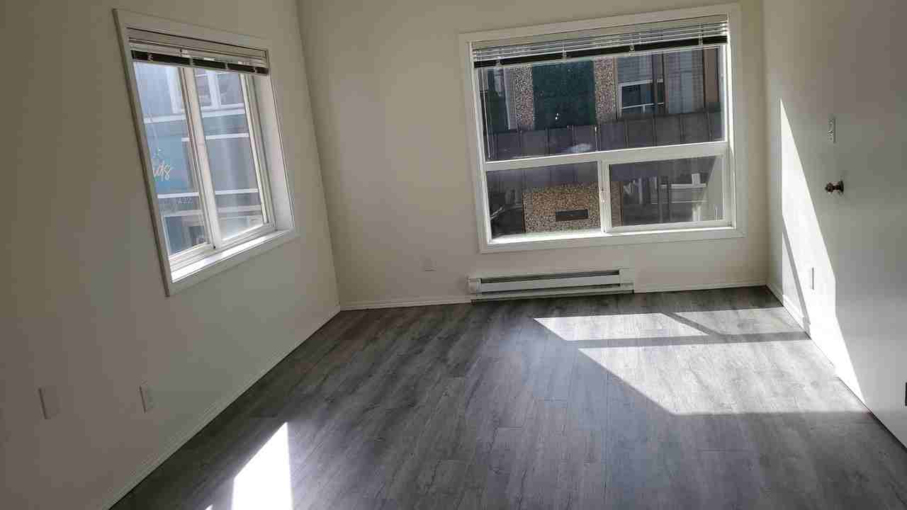 411 Mission St. - Photo 5 of 8