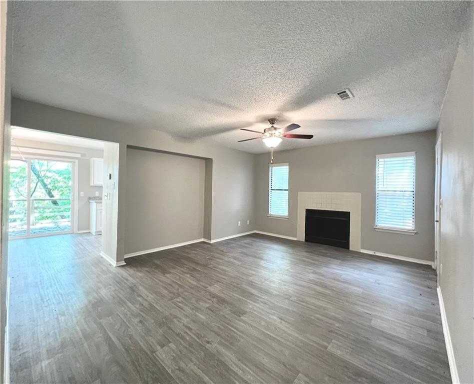 3250 N Kings Cross - Photo 2 of 9