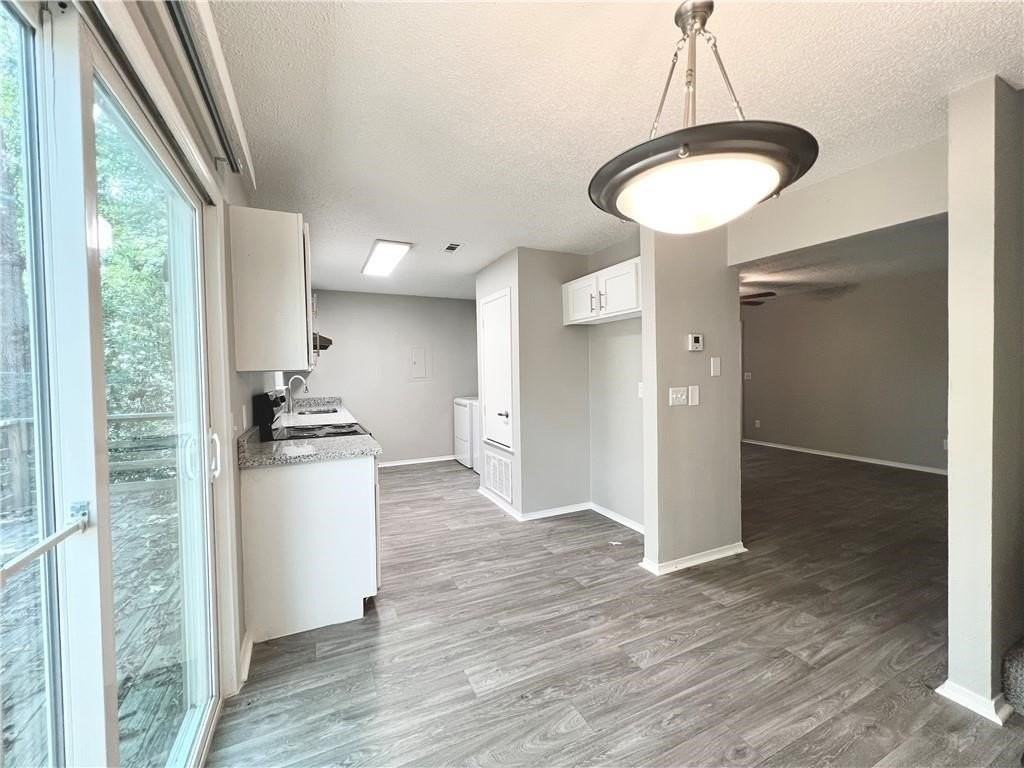 3250 N Kings Cross - Photo 4 of 9