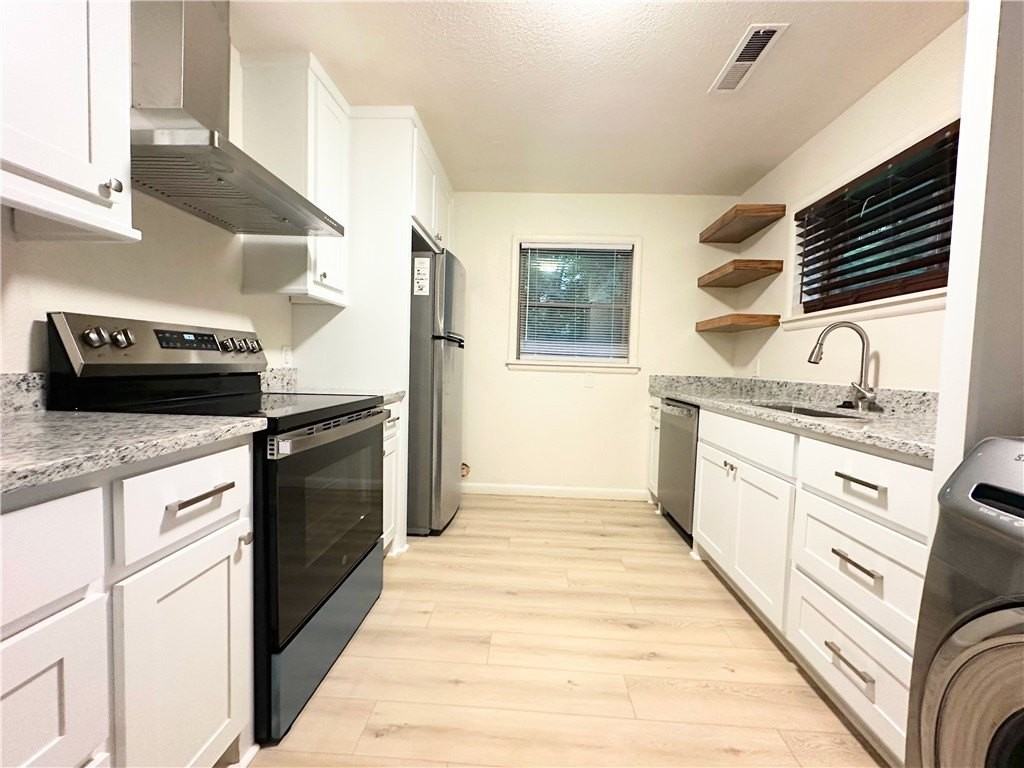 515 N Fallin Ave - Photo 2 of 24