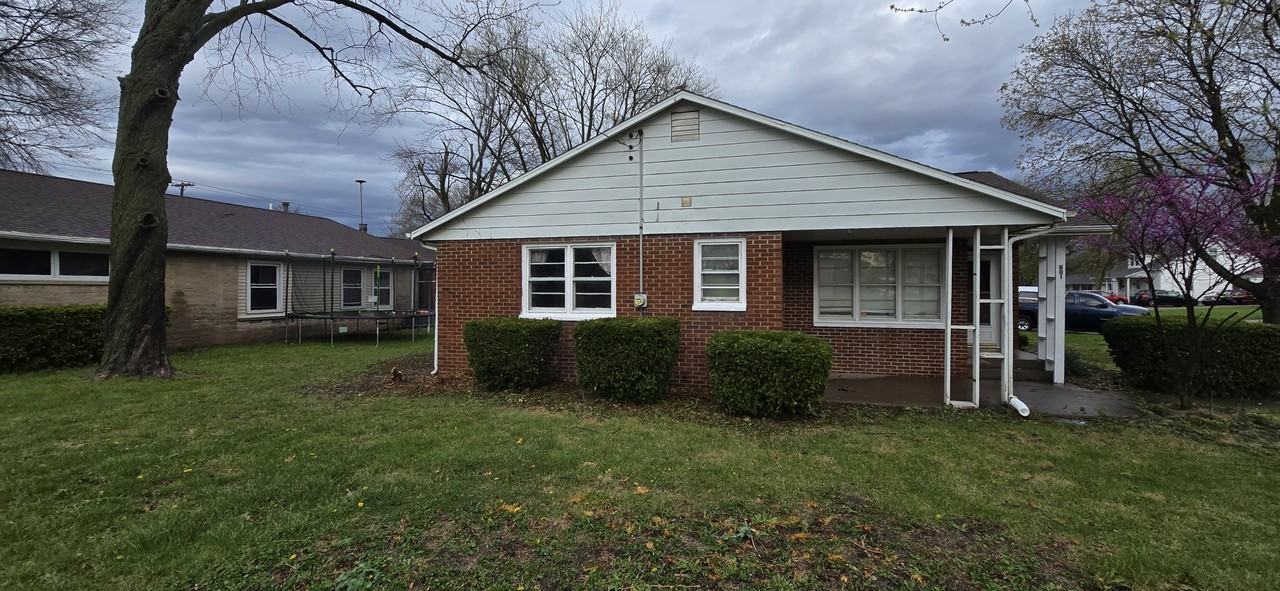 801 N Ohio St #1 - Photo 2 of 30