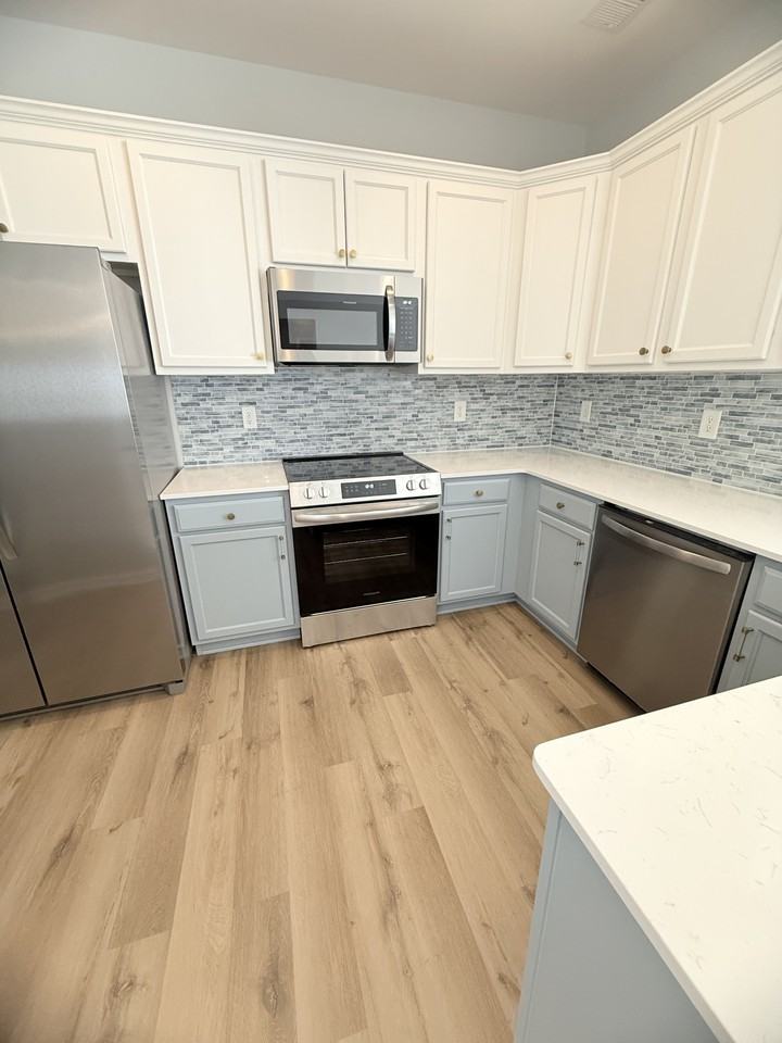 207 Cupola Dr - Photo 3 of 28