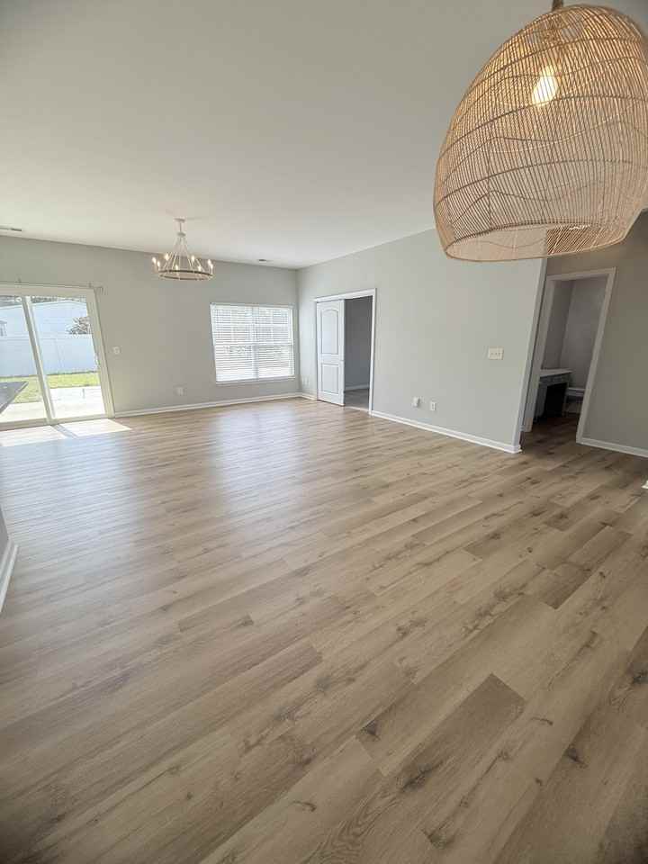 207 Cupola Dr - Photo 7 of 28