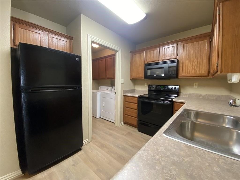 3591 W Chevaux Dr - Photo 4 of 8