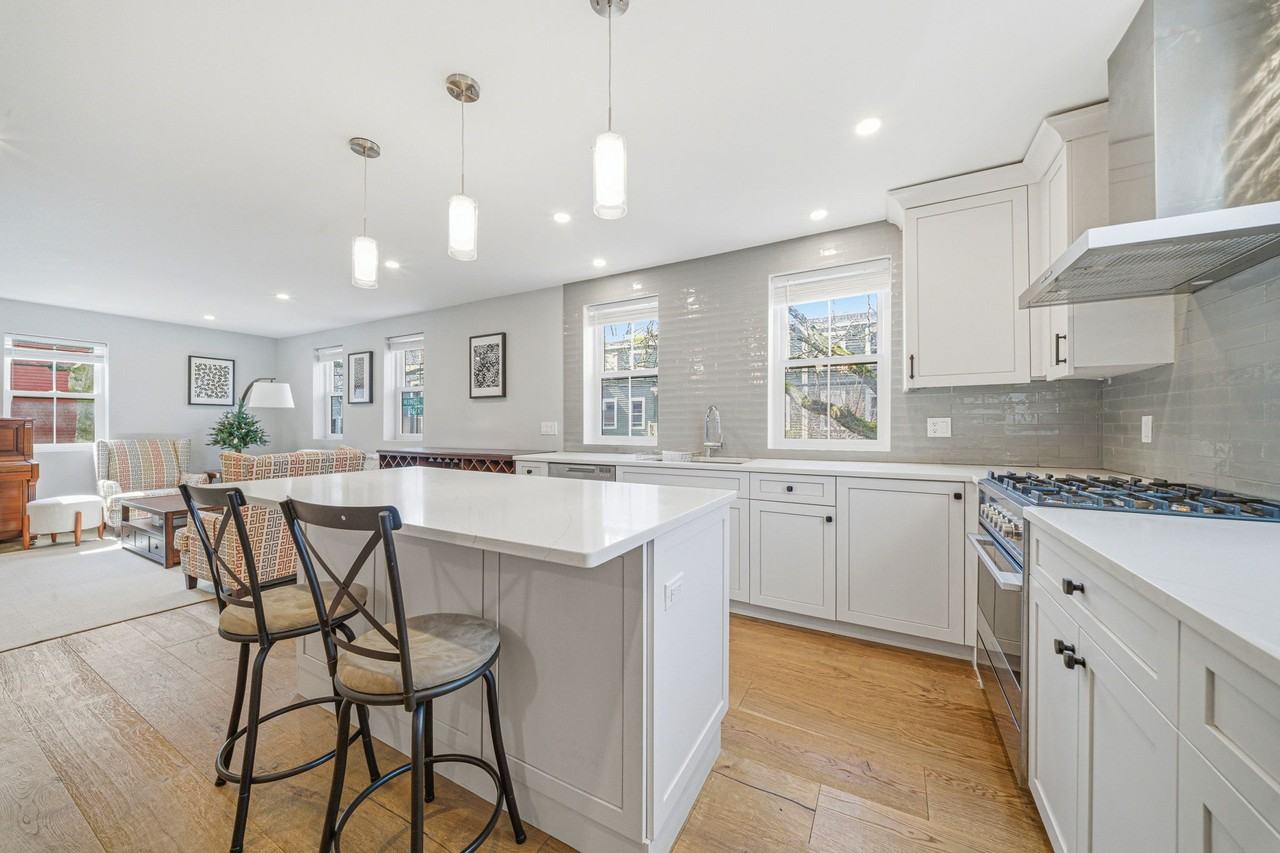 75 Prince St #75 - Photo 6 of 38