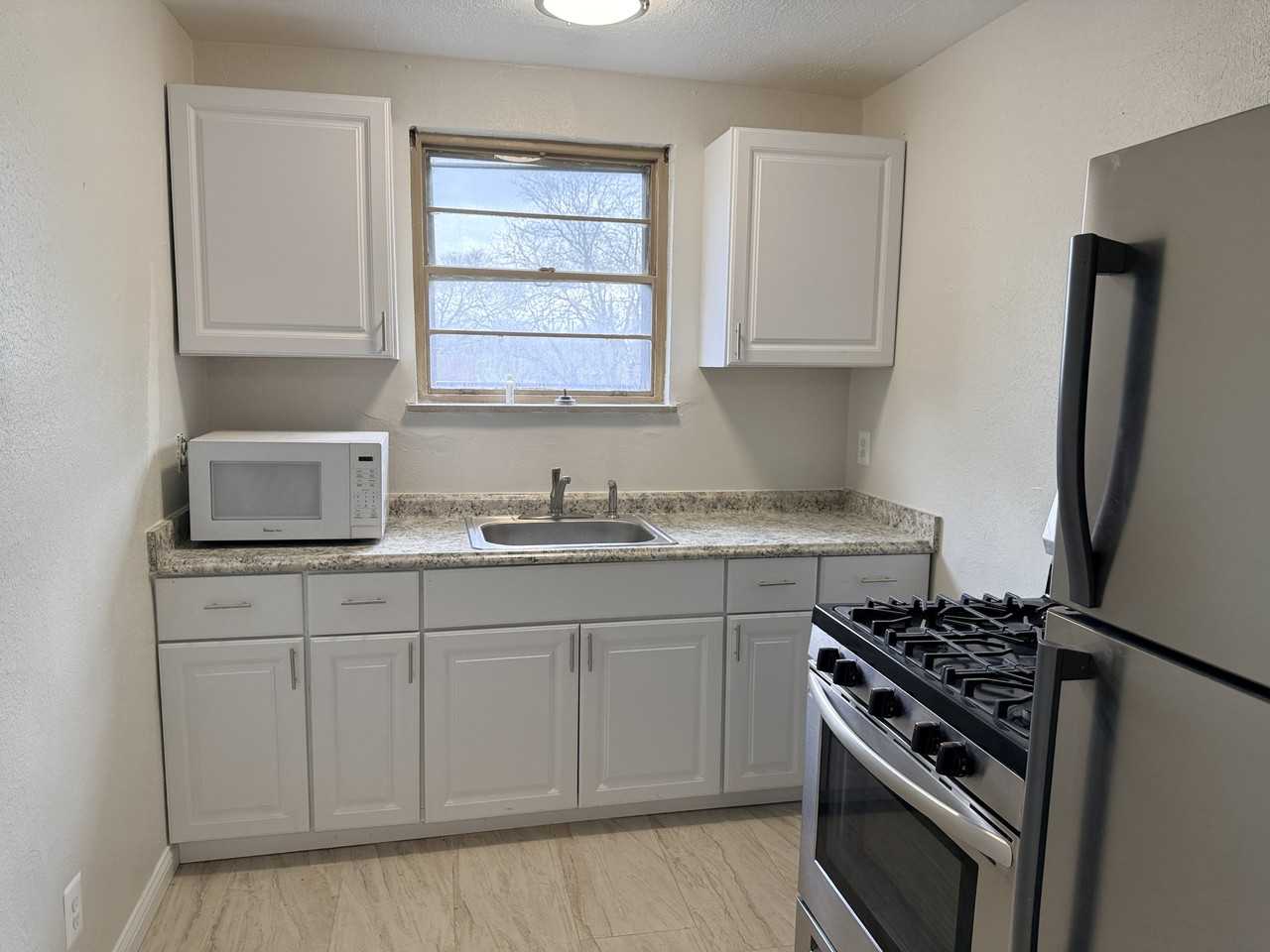 603 Mulberry St #10 - Photo 7 of 14