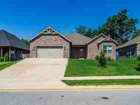 3602 Sw Brittany Rd - Photo 1 of 1