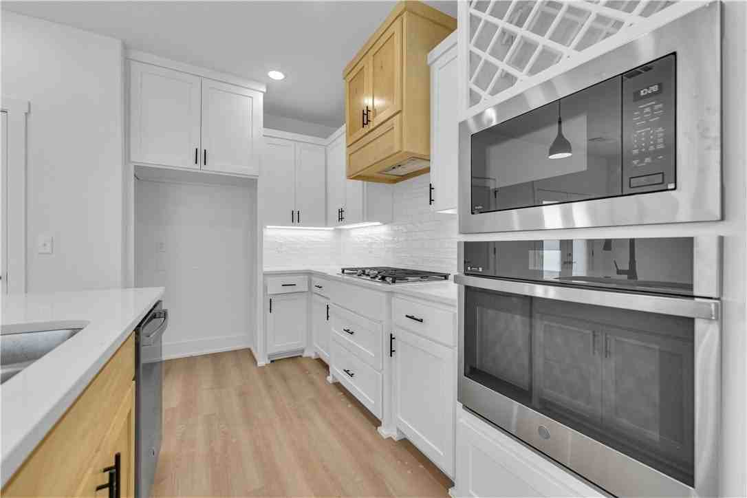 7001 Sw Basswood Ave - Photo 3 of 23
