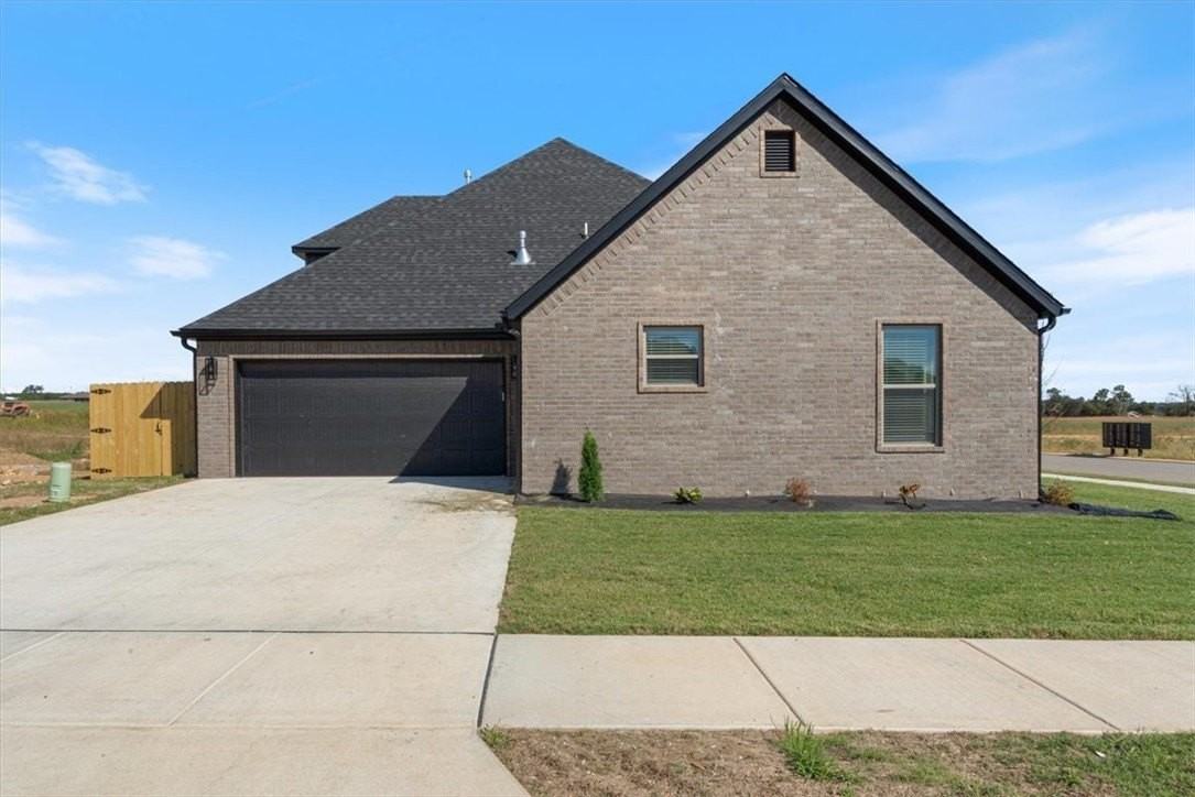6900 Sw High Meadow Blvd - Photo 3 of 22