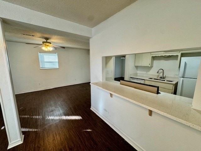 280 S Hill Ave #C102 - Photo 7 of 15