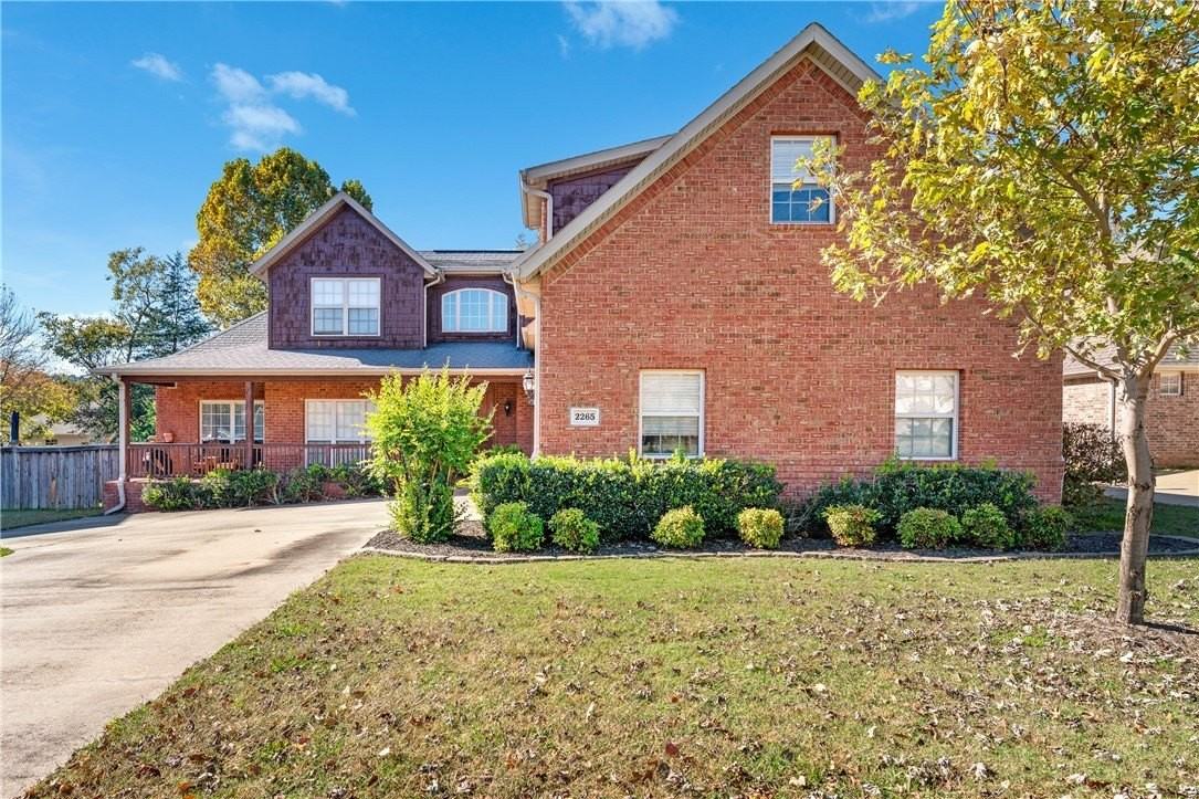 2265 N Covington Park Blvd - Photo 2 of 28