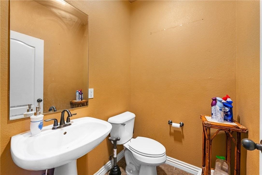 2265 N Covington Park Blvd - Photo 7 of 28