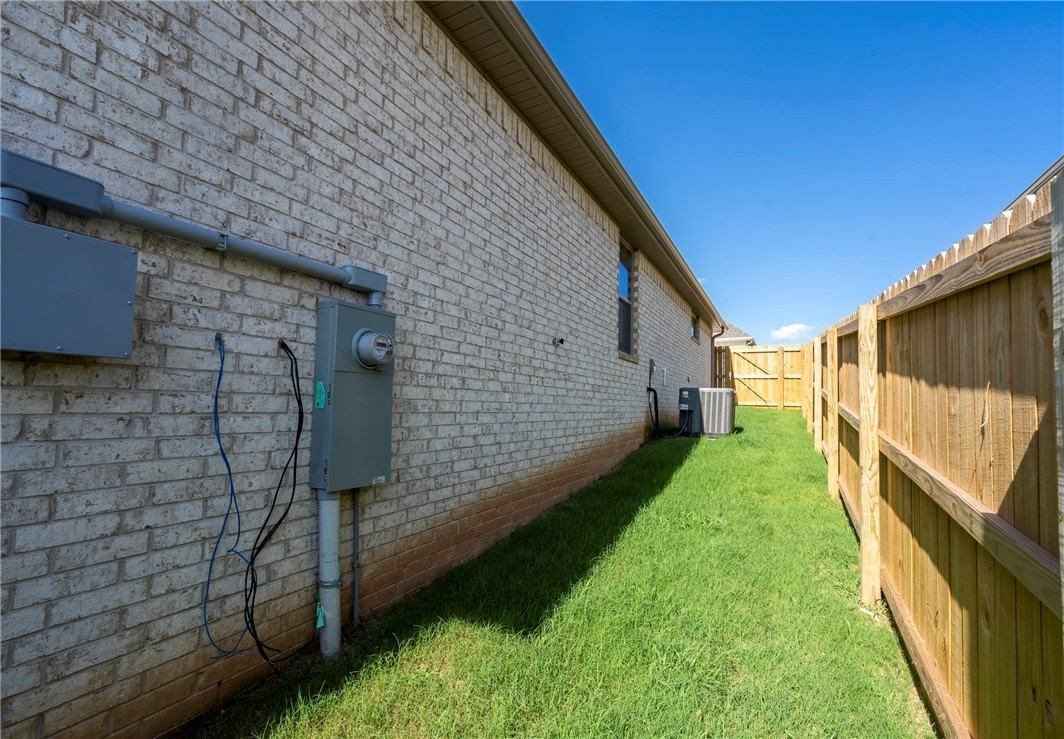 4300 Sw Adams Rd - Photo 6 of 26