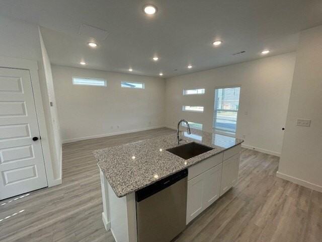 861 Massachusetts Ave - Photo 3 of 26