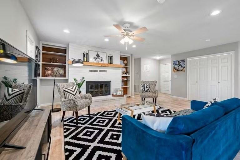 15 Churchill Dr - Photo 3 of 24