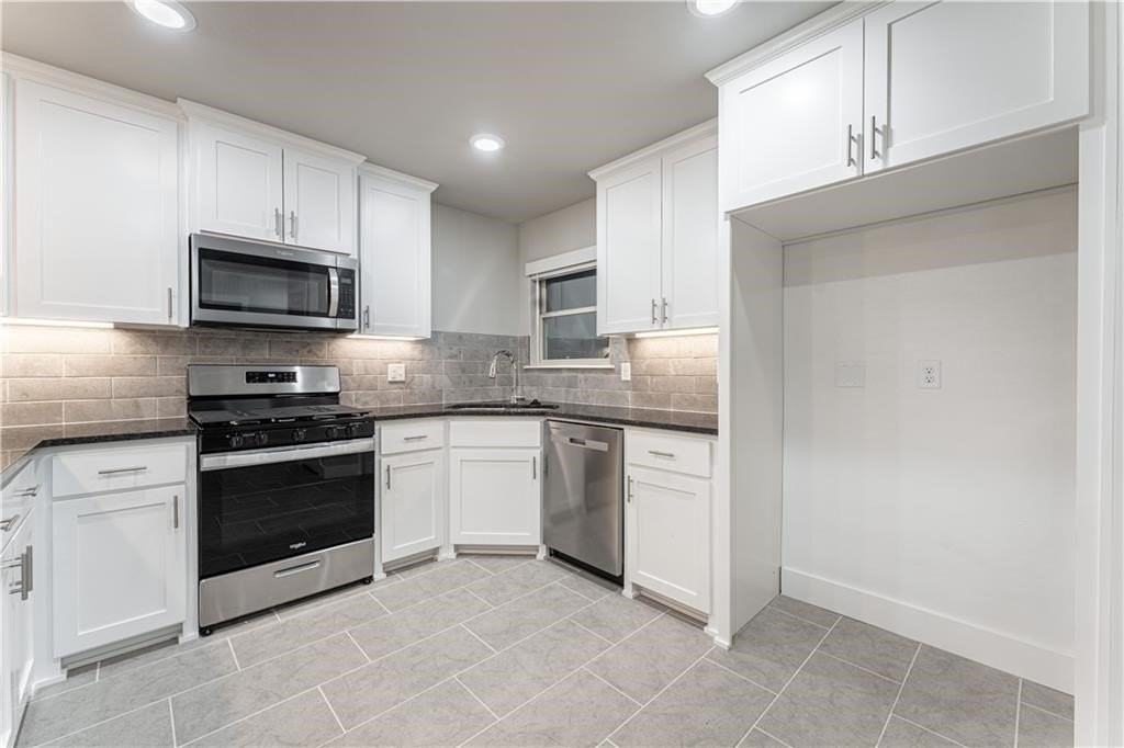 503 W Arkansas St - Photo 6 of 32