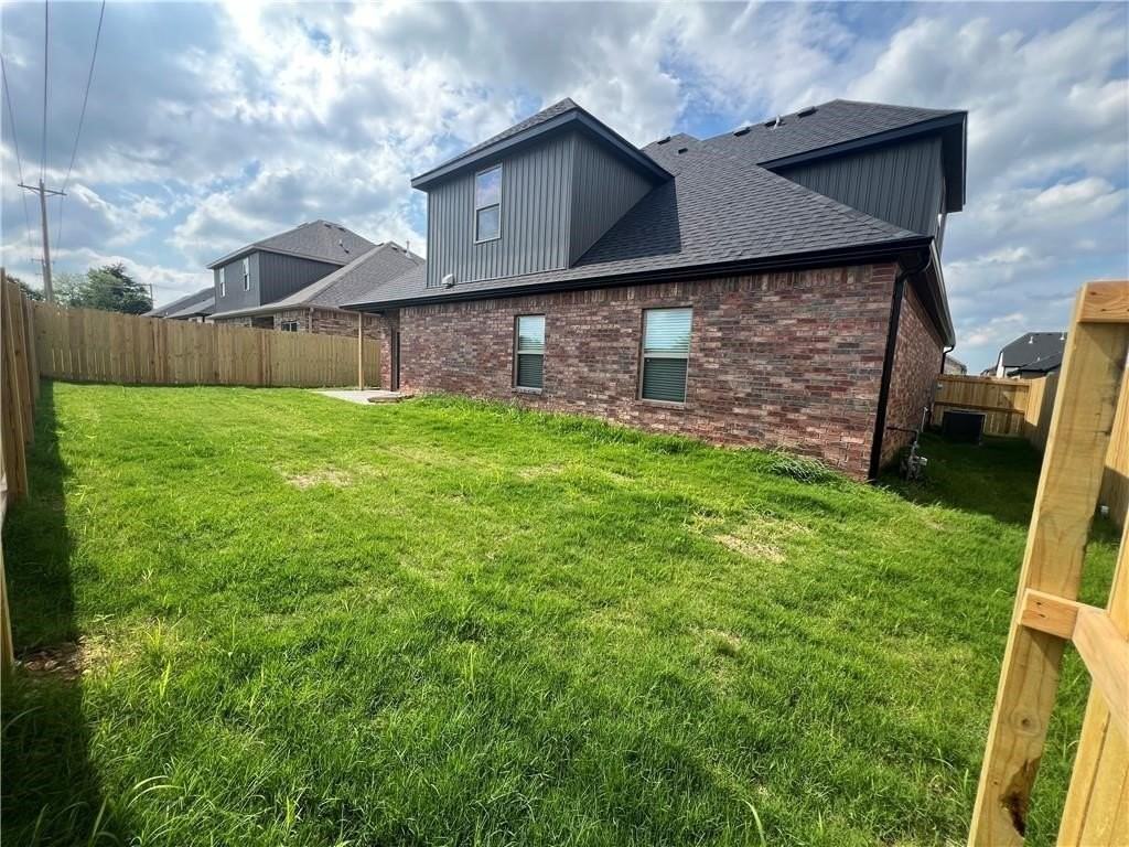 7301 Sw Basswood Ave - Photo 7 of 27