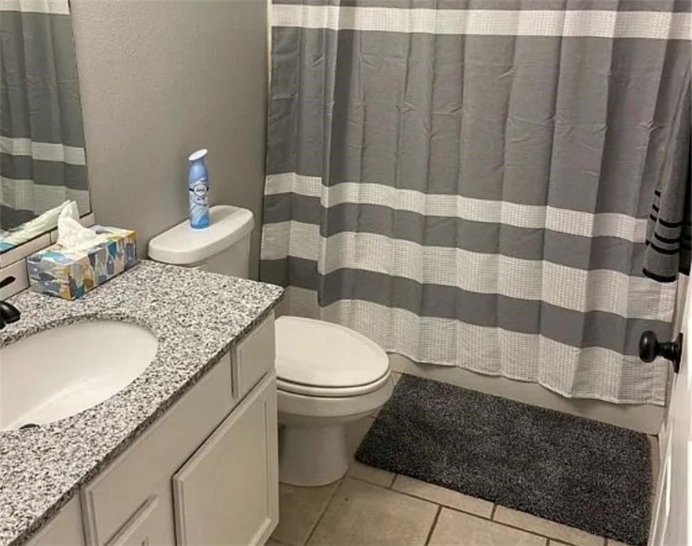 826 W Peachtree Dr - Photo 6 of 12