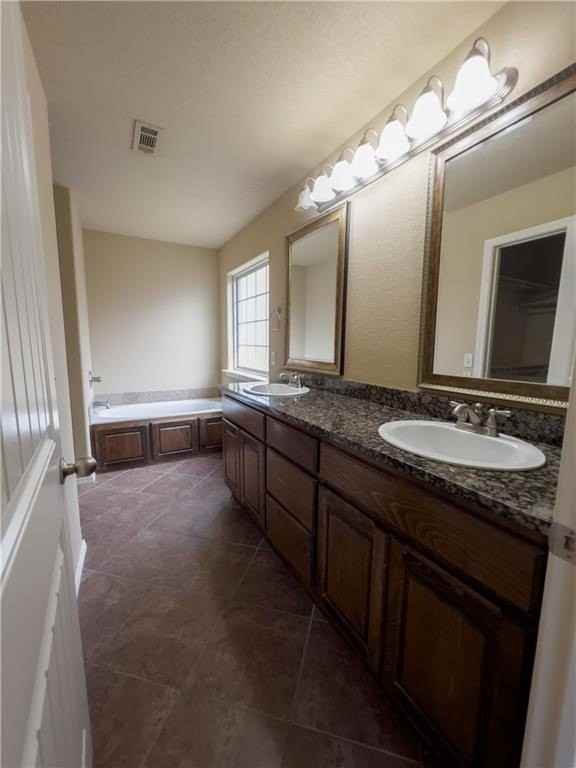 3109 Sw Wargate Ave - Photo 7 of 15