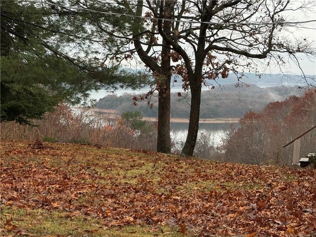 15284 Putman Rd - Photo 3 of 30