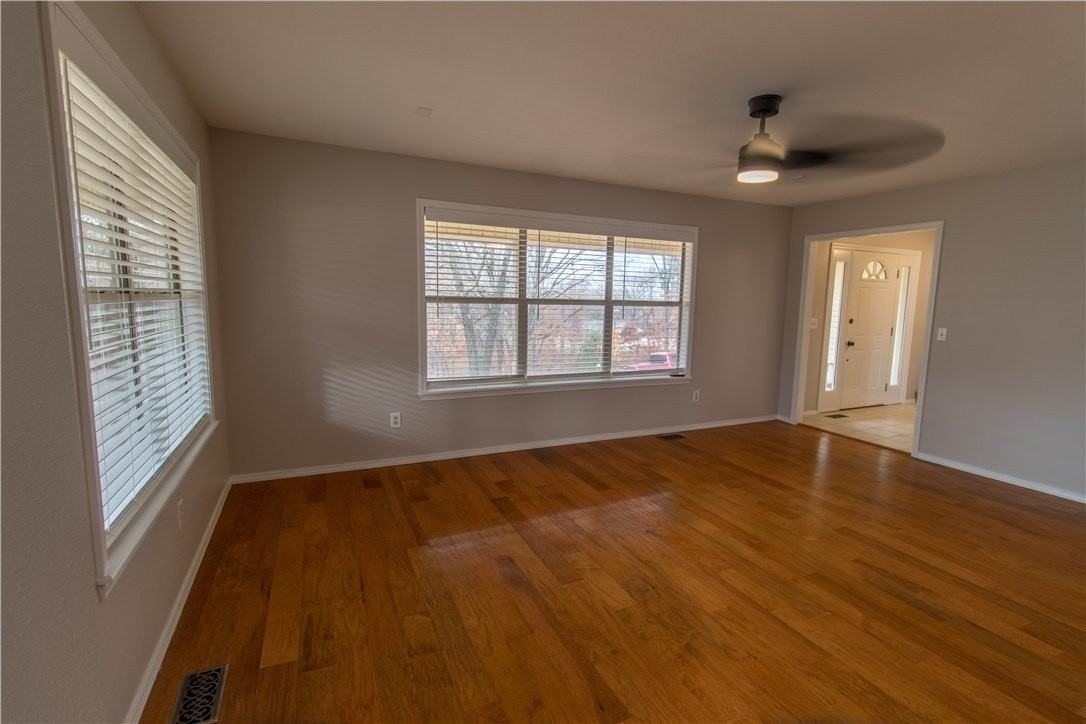 15284 Putman Rd - Photo 6 of 30