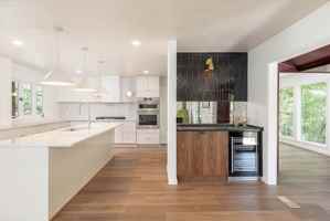 featured image of 884 N Shrewsbury Ln