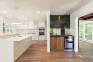 884 N Shrewsbury Ln - Photo 1 of 1