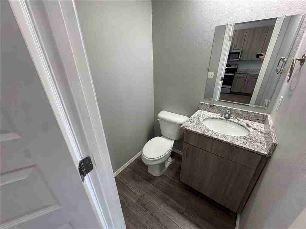 1636 S Razorback Rd - Photo 6 of 17