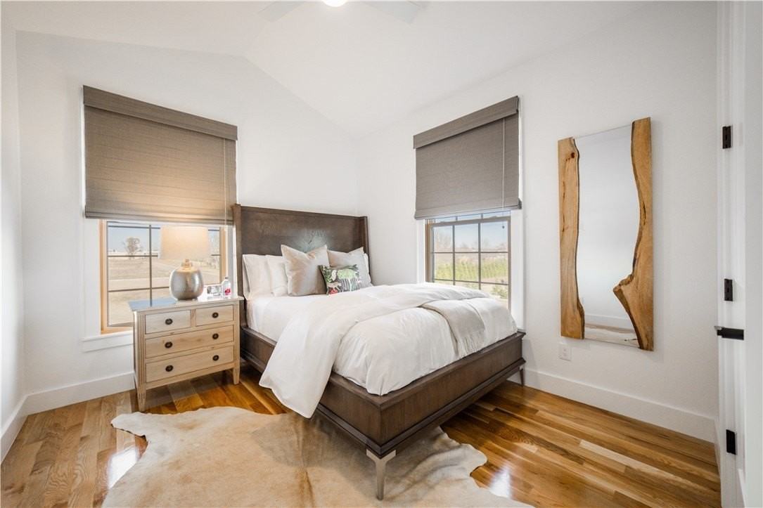 4607 S 47th St - Photo 6 of 9