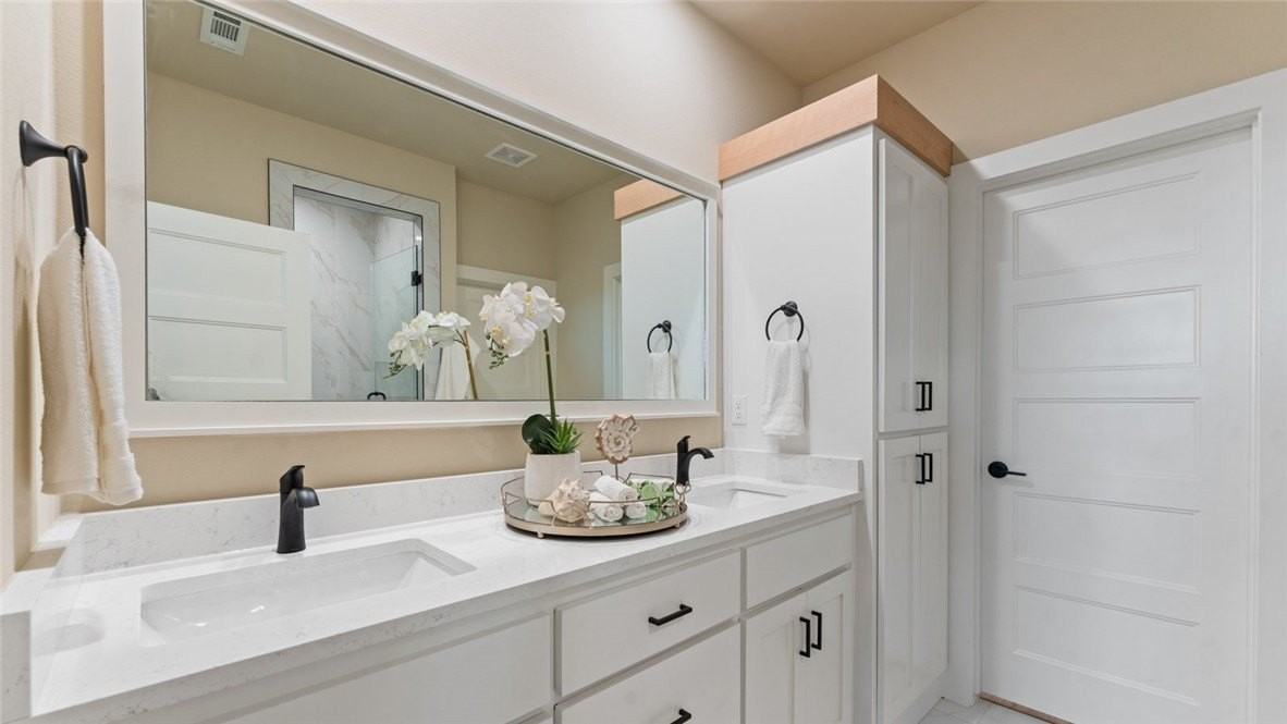 1831 Utopia St - Photo 5 of 15