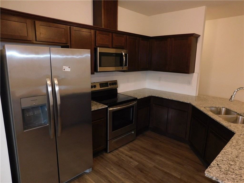 2995 W Azurite St - Photo 4 of 23