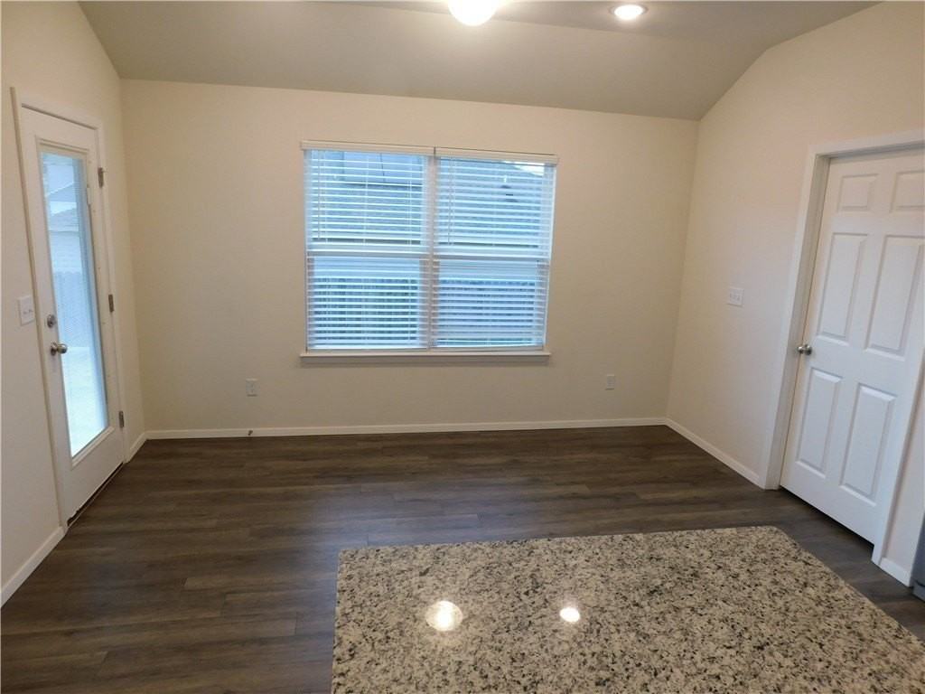 2995 W Azurite St - Photo 5 of 23