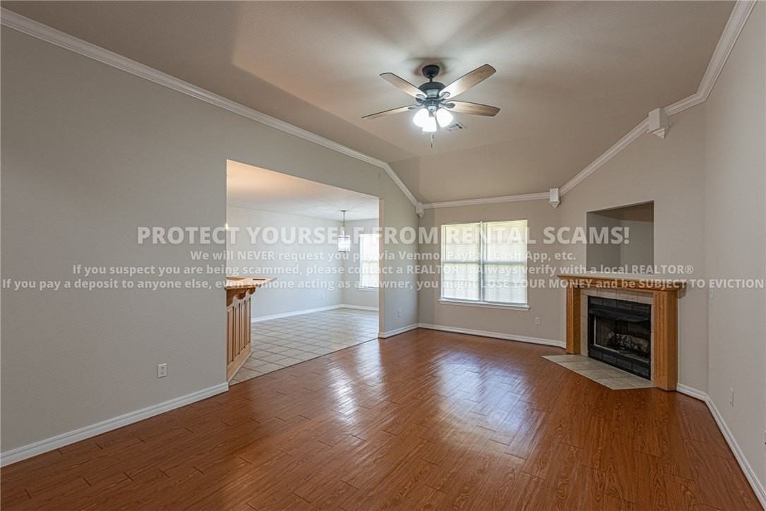3806 Sw Hansom Loop - Photo 6 of 18