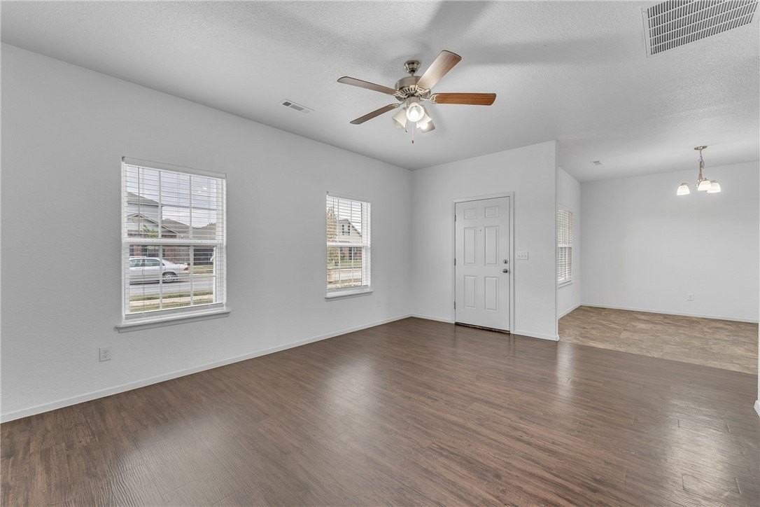 4404 Sw Gallatine Ave - Photo 4 of 25