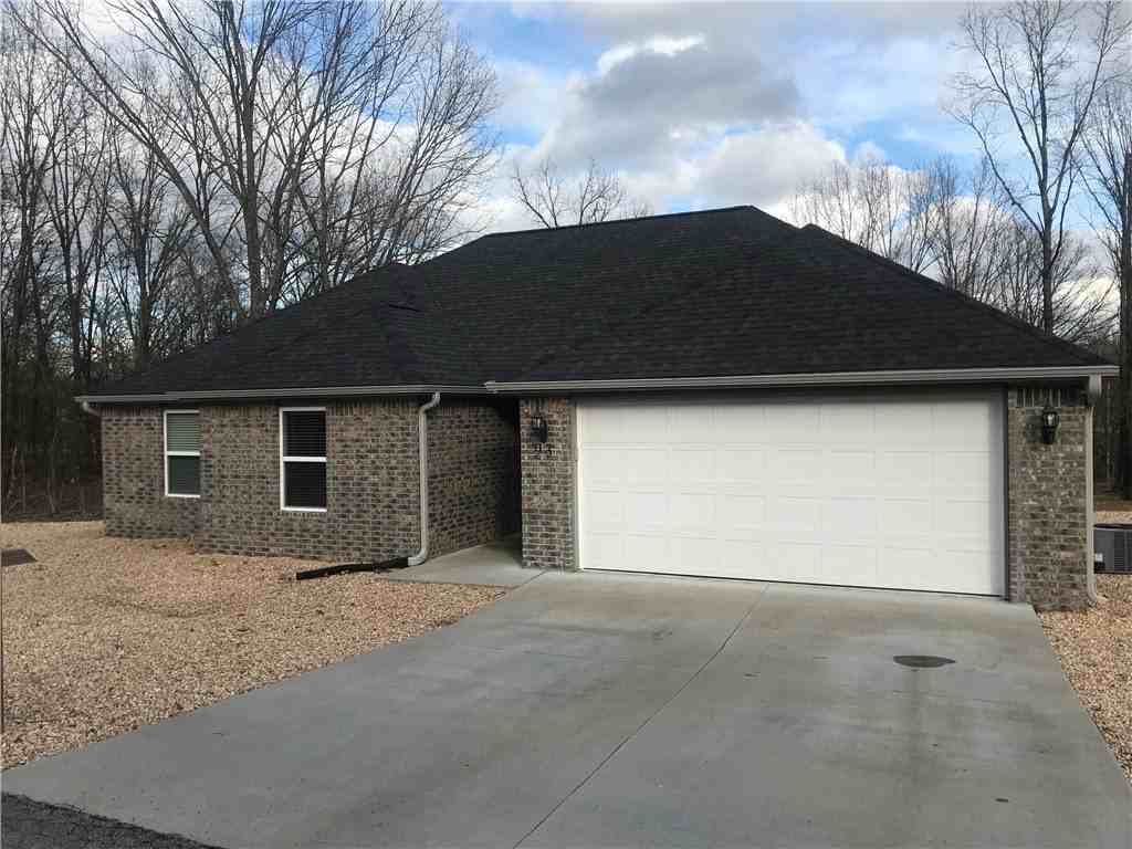 93 Kinloch Dr