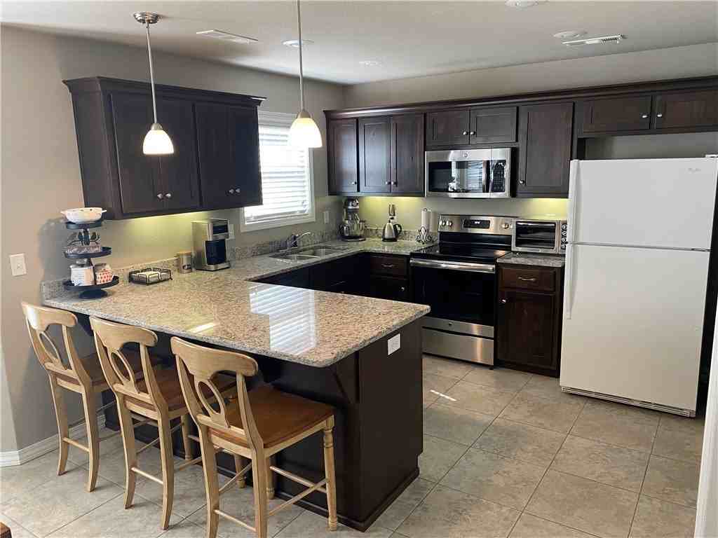 93 Kinloch Dr - Photo 7 of 12