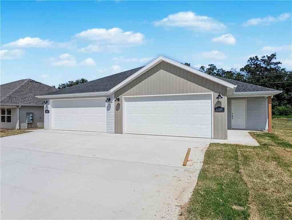 6501 Nw Kathleen St - Photo 2 of 20